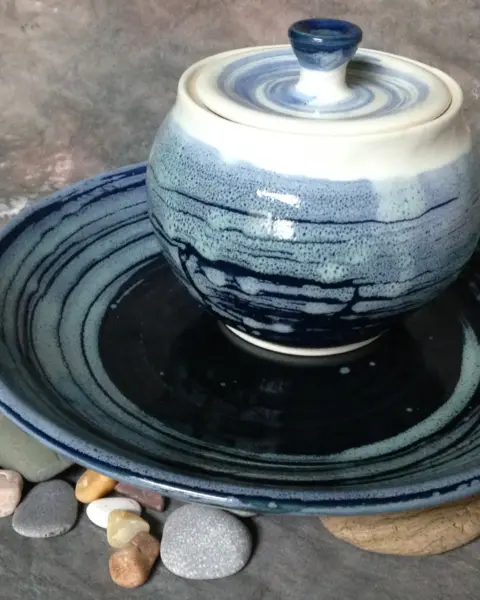 Plate and sugar bowl