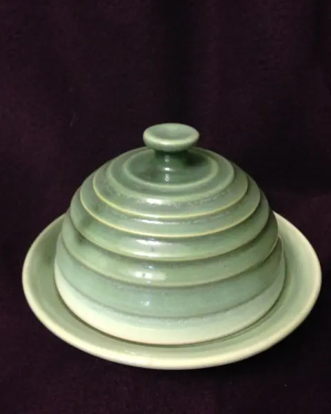 Beehive butterdish