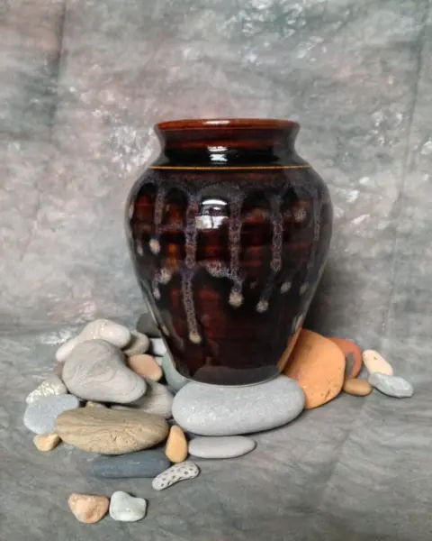 Coliseum vase