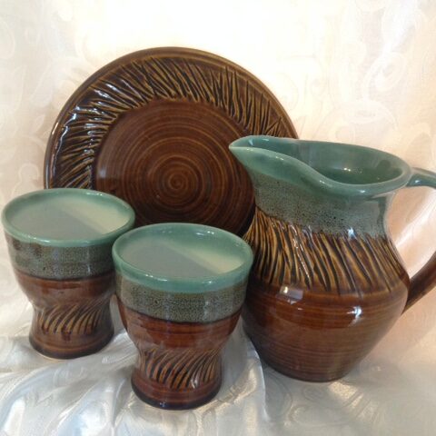 Summer beverage set in tenmoku and green