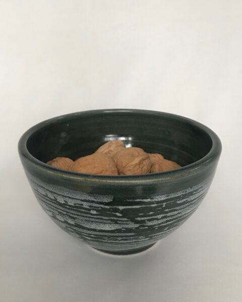 Green/white blizzard design bowl