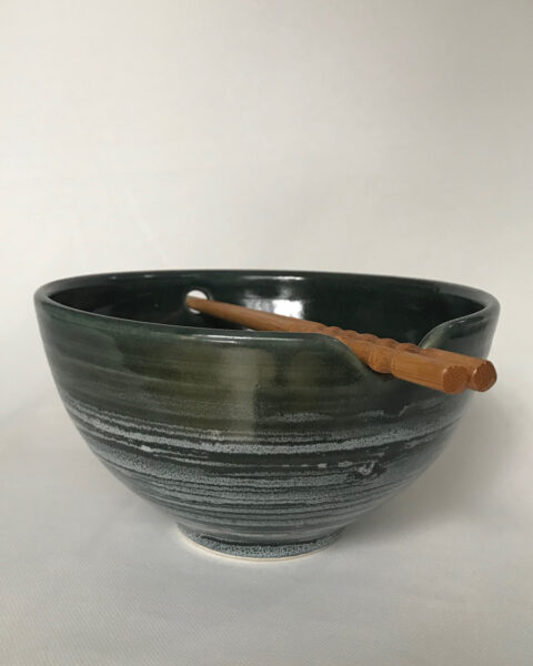 Green/white blizzard design noodle bowl