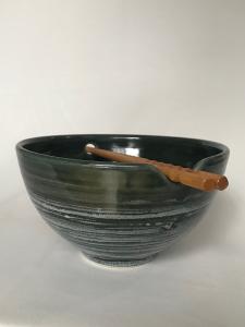 Green/white blizzard design noodle bowl